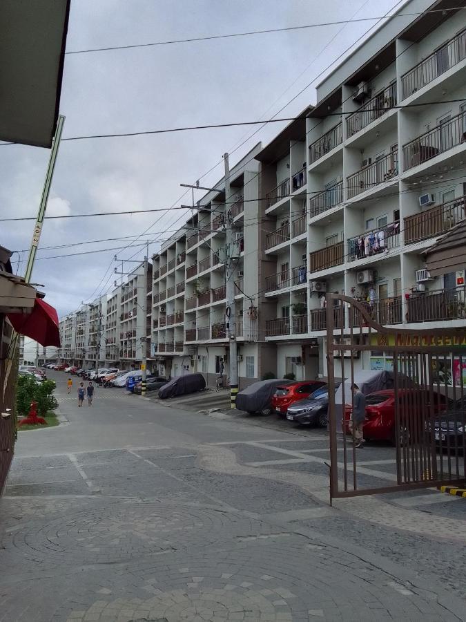 Emmanuel'S Service Apartment Near The Airport Manila Exterior foto