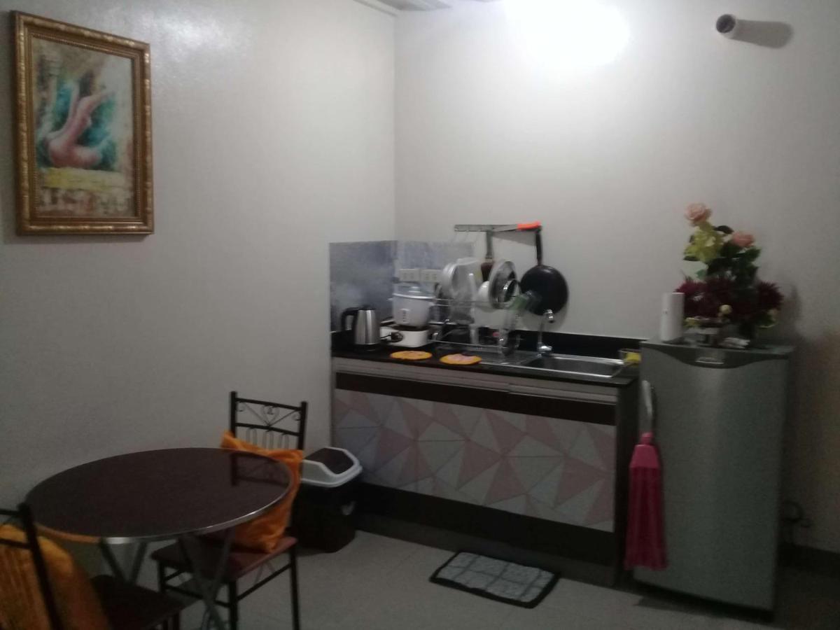 Emmanuel'S Service Apartment Near The Airport Manila Exterior foto